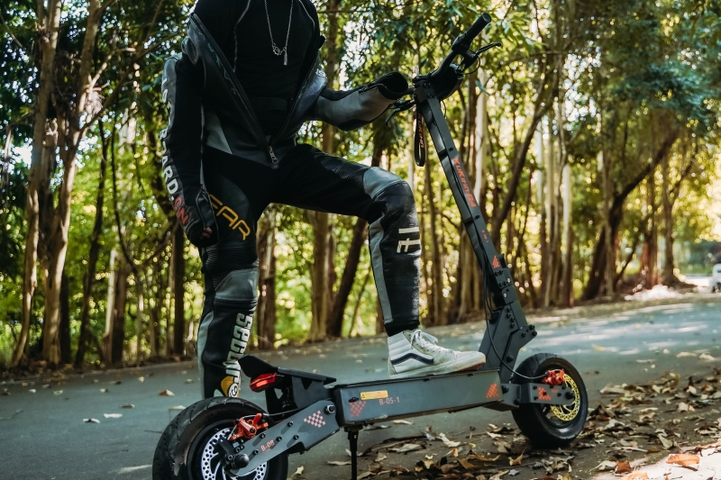 Kugoo Kirin Elektromos Roller G4 - 2000W 2